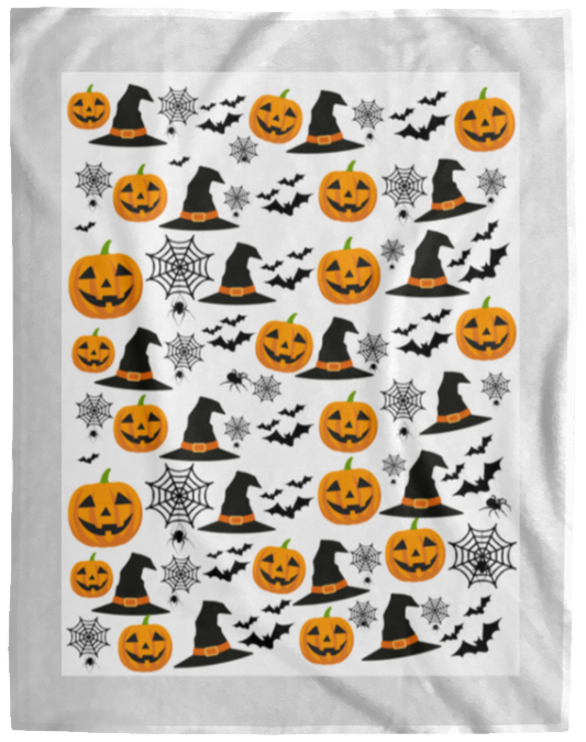 Plush Fleece Blanket - 60x80: HALLOWEEN PUMPKINS, WITCH HATS, BATS,...BLANKET